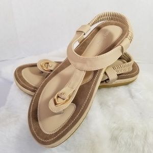 COMFY BRAND Sandals Tan Womens Size 9/EUR 40